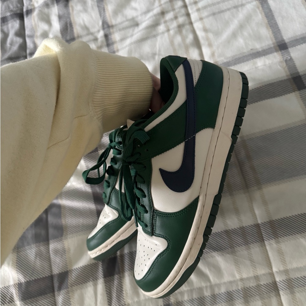 Nike Dunk Low Gorge Green - Green and White Sneakers